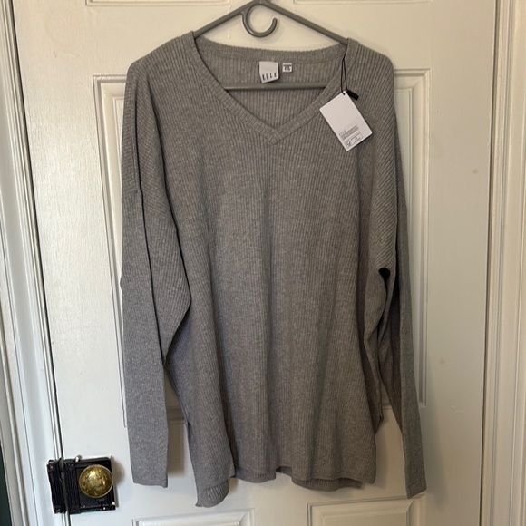 ELLE V Neck Sweater - Picture 1 of 2